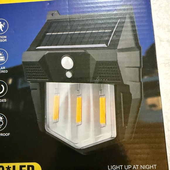 Solar Sensor Light with LED 3 Modes - Picture 7 of 8